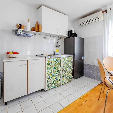 Katarina Apartment *